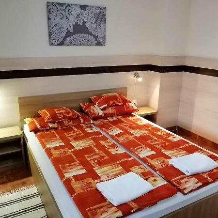 Csipkehaz Apartman Cserkeszőlő 외부 사진