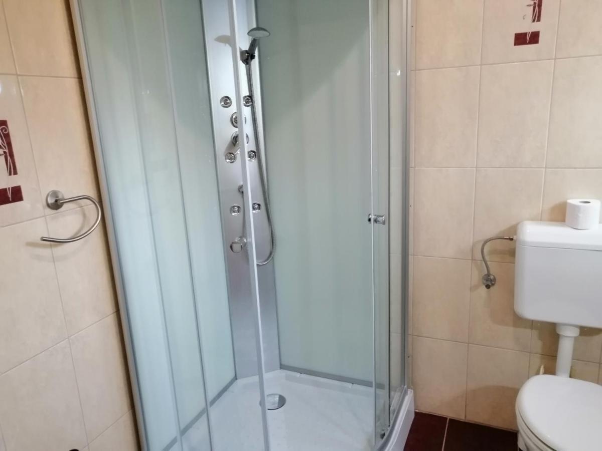 Csipkehaz Apartman Cserkeszőlő 외부 사진