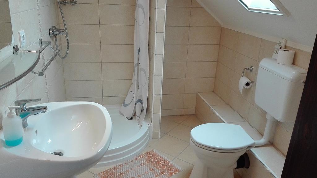 Csipkehaz Apartman Cserkeszőlő 외부 사진