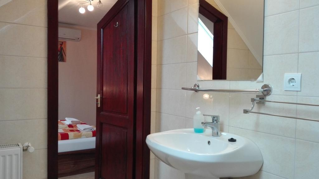 Csipkehaz Apartman Cserkeszőlő 외부 사진
