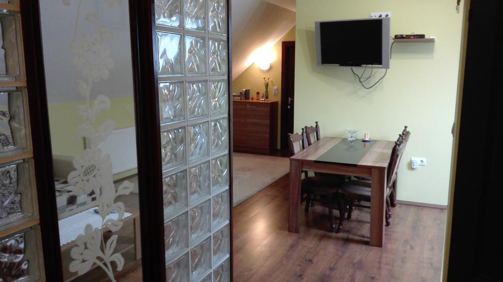 Csipkehaz Apartman Cserkeszőlő 외부 사진
