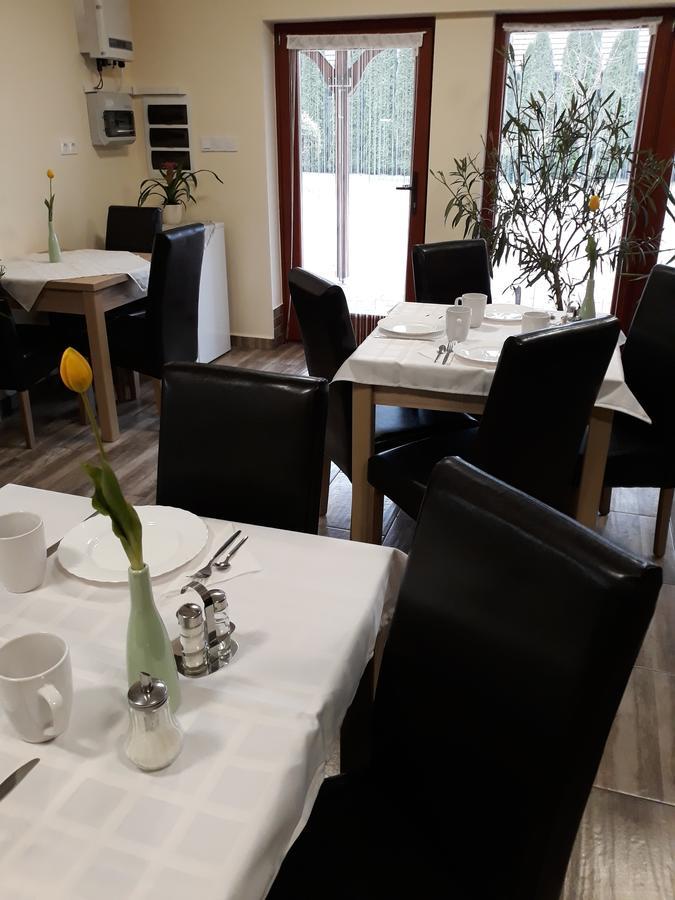 Csipkehaz Apartman Cserkeszőlő 외부 사진